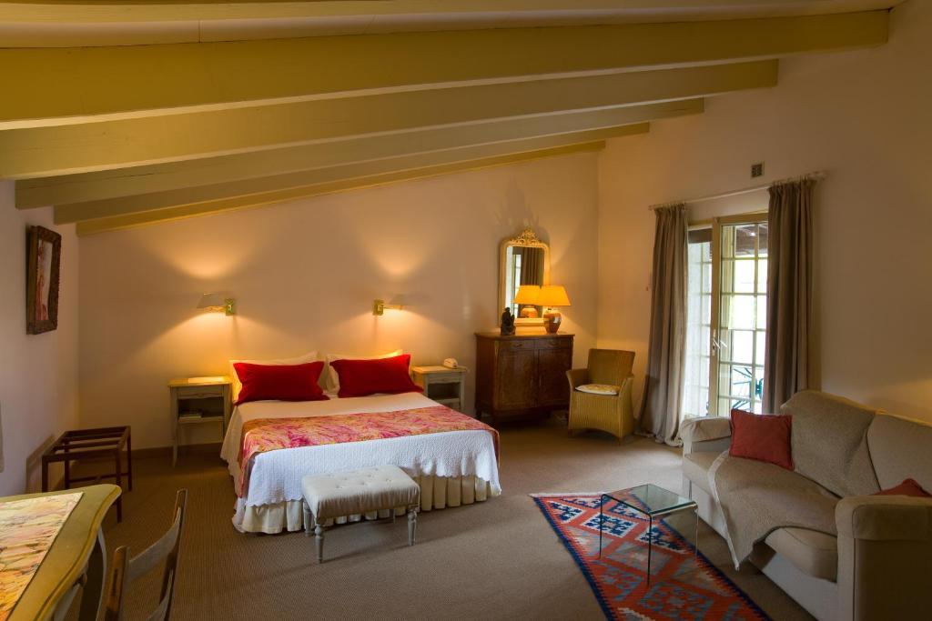 Hotel Le Mas Trilles Сере Номер фото